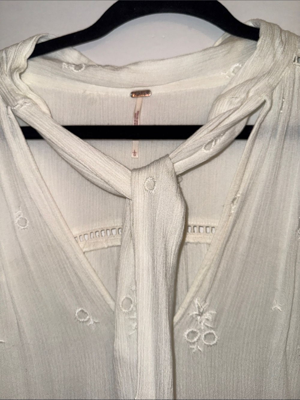 Free People Wishful Moments White V Neck Tie Embroidered Boho Blouse - Picture 4 of 9